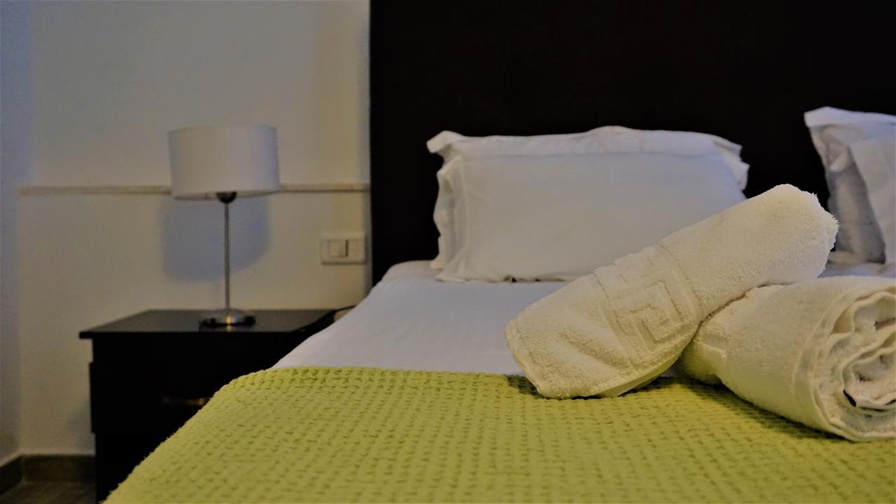 Hotel Ionian Dhermi Bagian luar foto