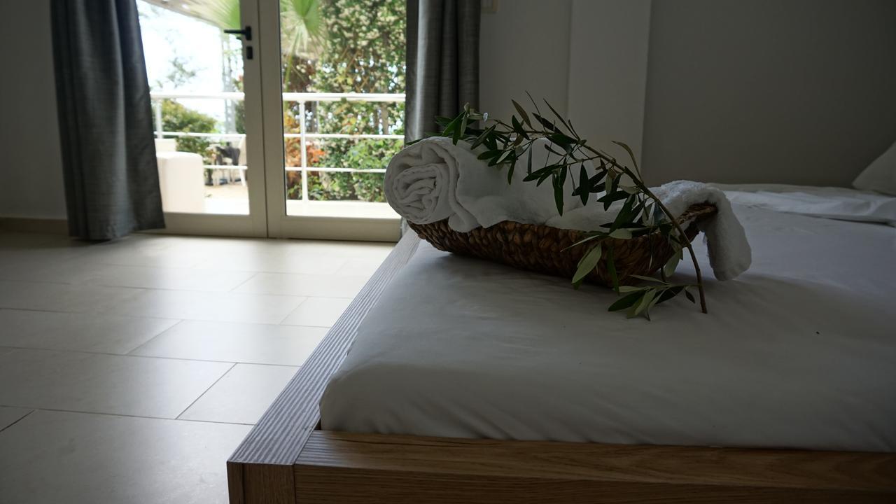 Hotel Ionian Dhermi Bagian luar foto